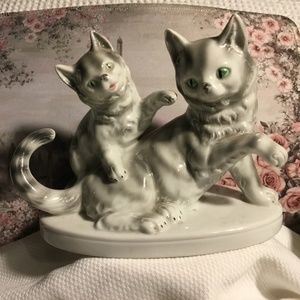 RARE FIND!! Porcelain Figurine Cats (1910s) Carl Schneider Grafenthal, Germany